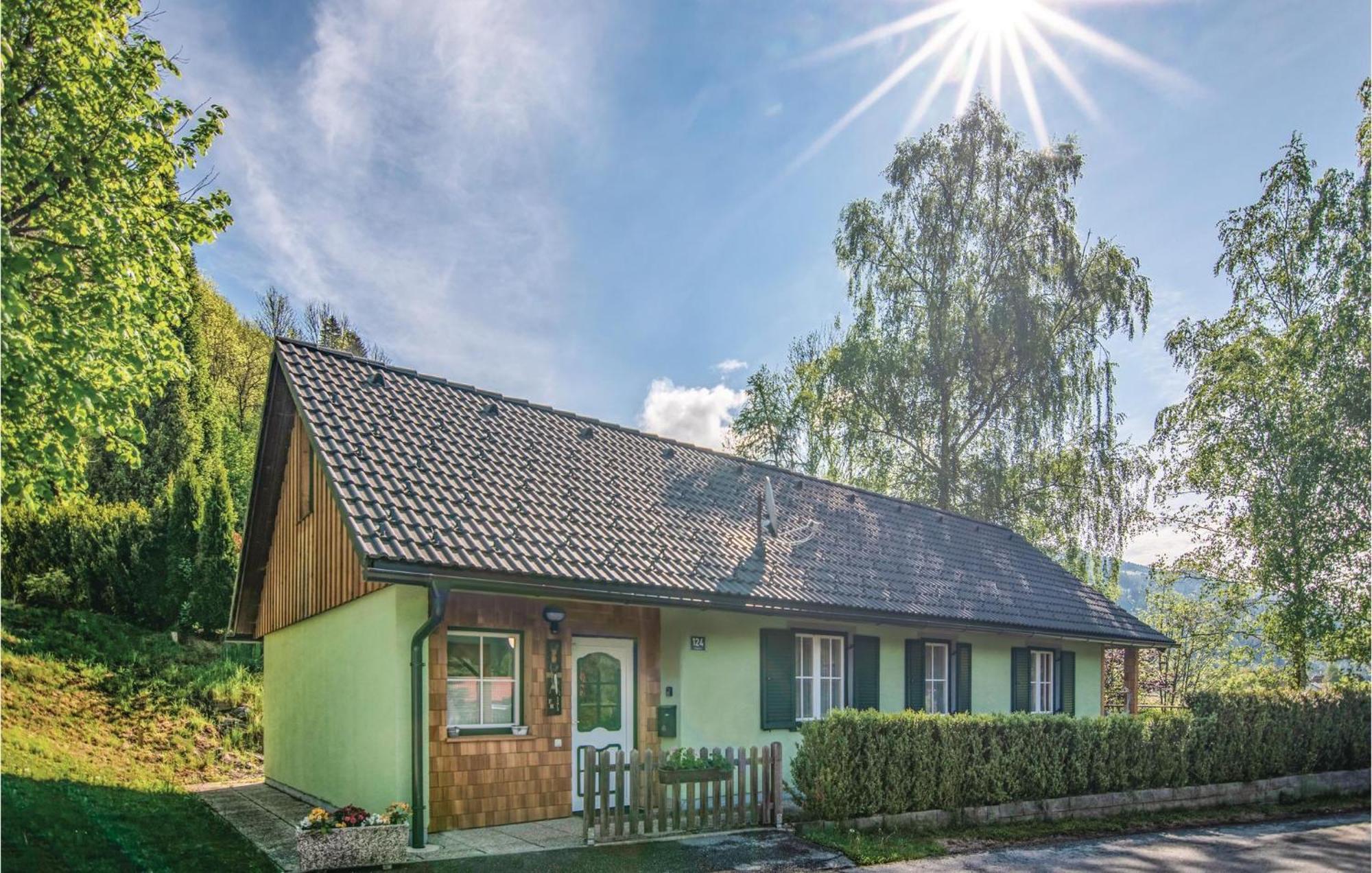 Charmantes Ferienhaus Peterdorf ภายนอก รูปภาพ